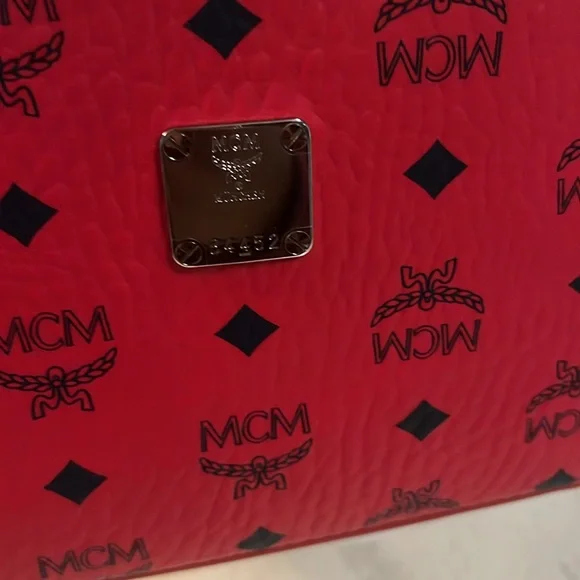 NWT MCM Red Crossbody Bag - Picture 4 of 6